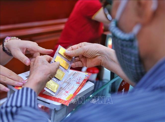 Giá vàng hôm nay 11-7: Giá vàng thế giới tăng, trong nước đứng yên 